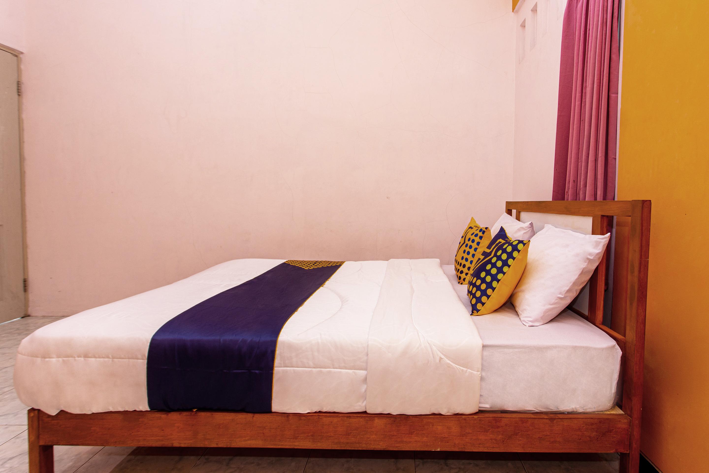 Hotel Spot On 2697 Homy House Semarang Zewnętrze zdjęcie