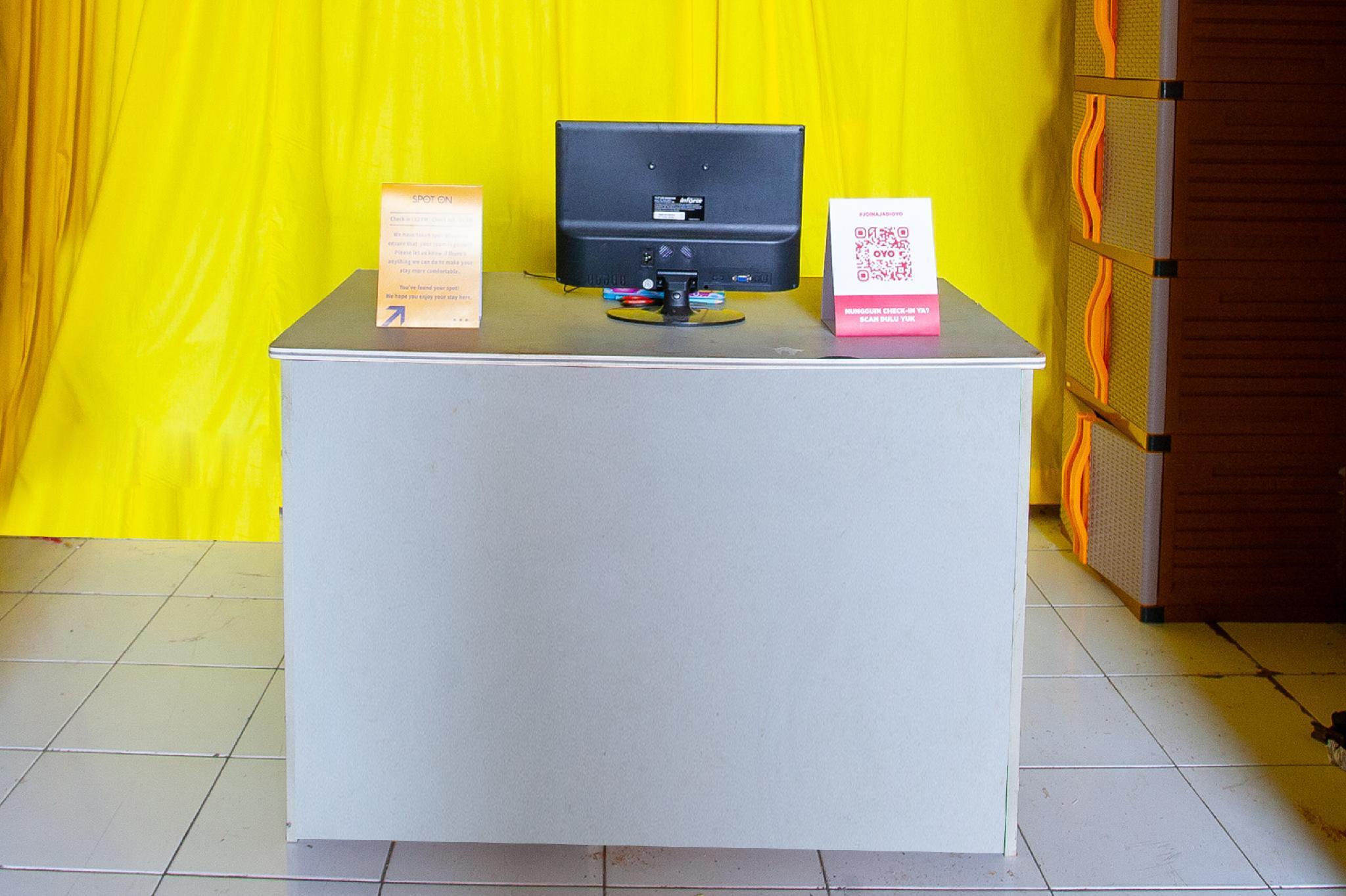 Hotel Spot On 2697 Homy House Semarang Zewnętrze zdjęcie