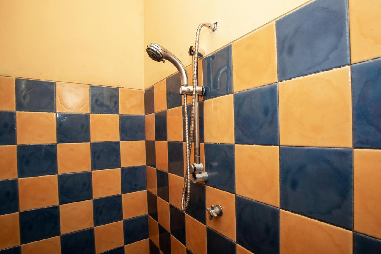 Hotel Spot On 2697 Homy House Semarang Zewnętrze zdjęcie